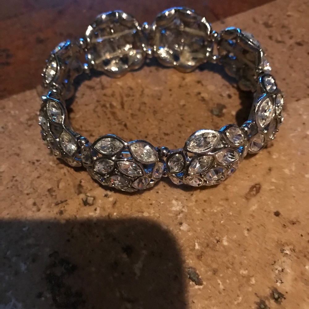 Stunning Bracelet - image 2
